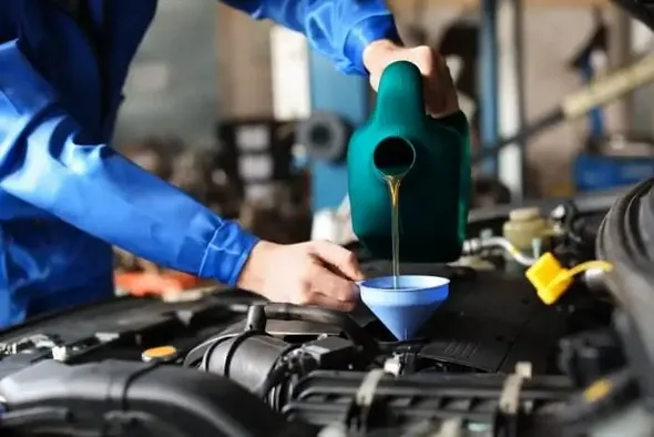 Kako izbrati pravilno motorno olje za Vaš traktor?