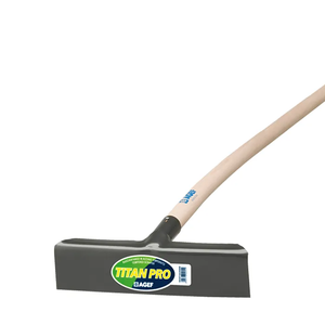 Strgalo TITAT z ročajem 140cm (10x40cm)
