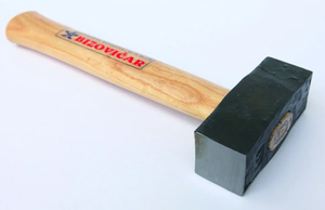 Macola za kamen ostri rob 1,2kg ročaj 30cm