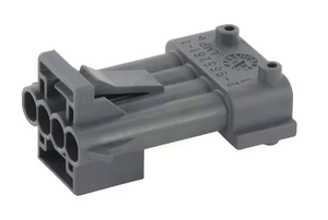 Ohišje vtiča 4-polni Moški SAAB - AMP/TYCO AMP29652611