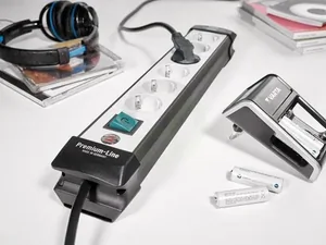 EM40100_10
